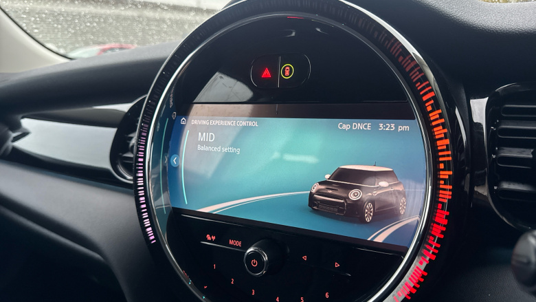 MINI Hatchback 1.5 Cooper Classic 3dr Auto Petrol Hatchback